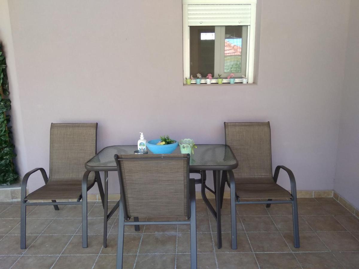 Valta'S Room Palairos Exterior photo
